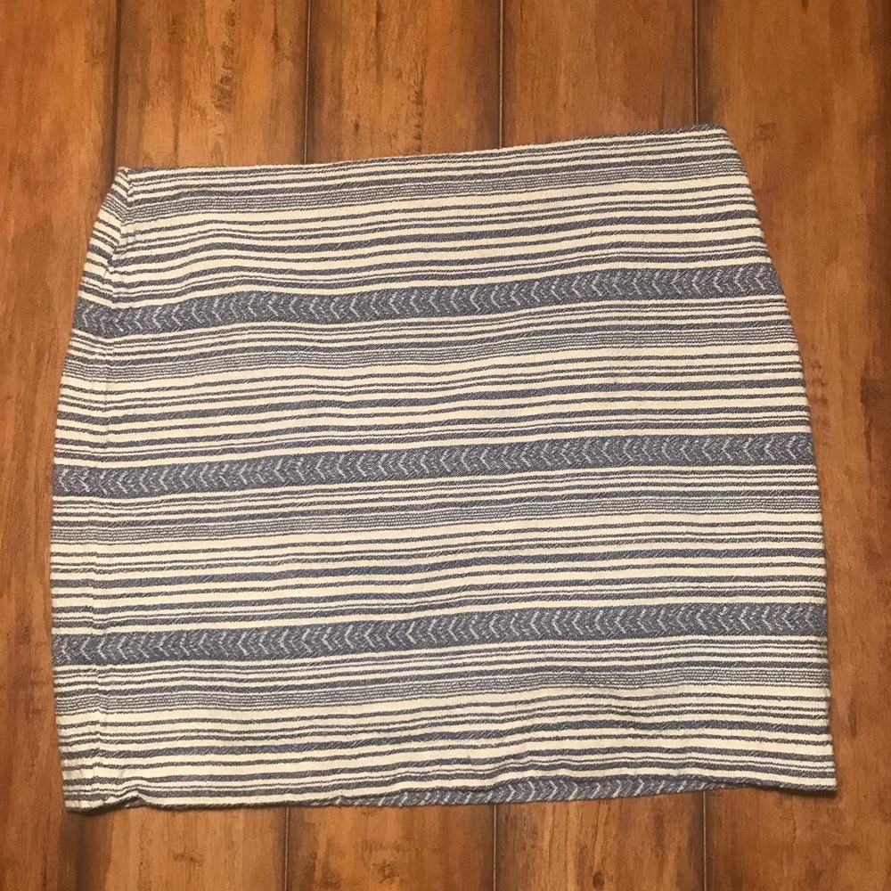 Gap Blue & Cream Striped Pattern Skirt
